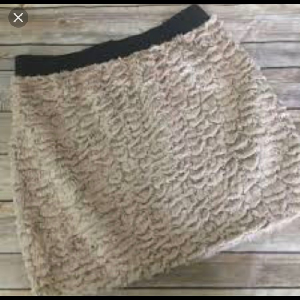 silence+noise blush pink faux-furry mini skirt XS